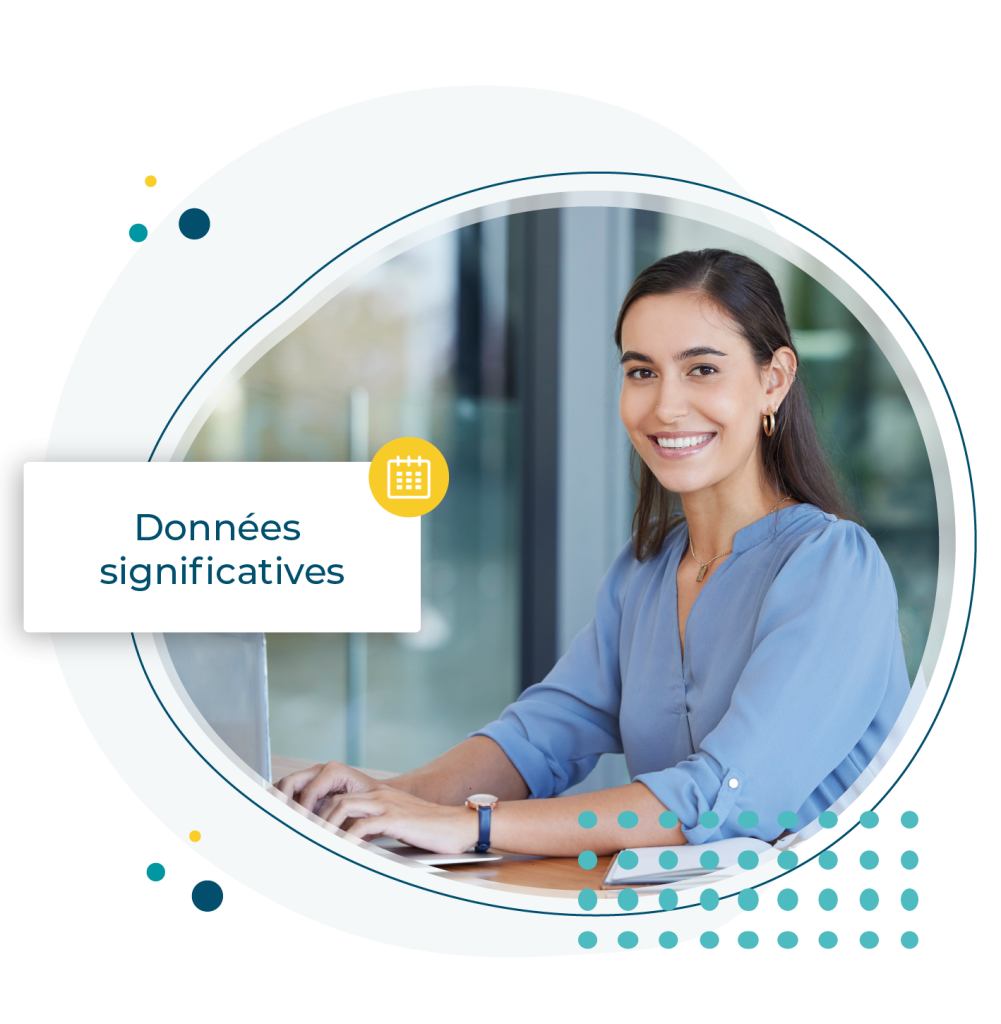 coaching bien être : femme devant un ordinateur